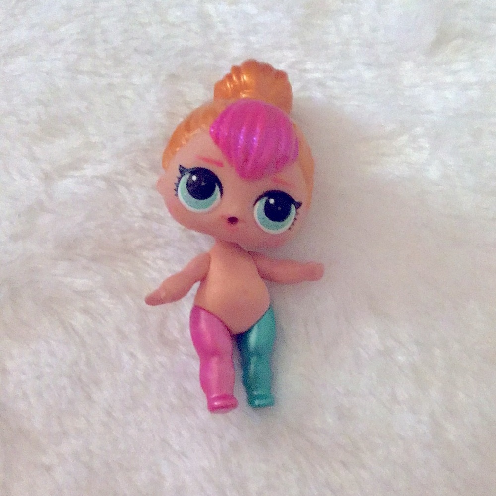 Lol girl doll!!